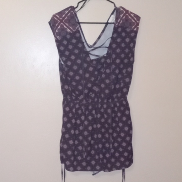 MINKPINK resort Lace Up Romper Medium one piece - Picture 1 of 5